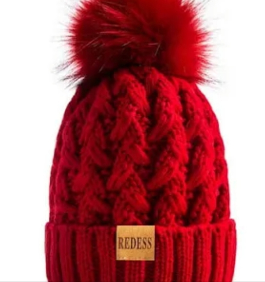 Other - Red Knit Pom-Pom Beanie